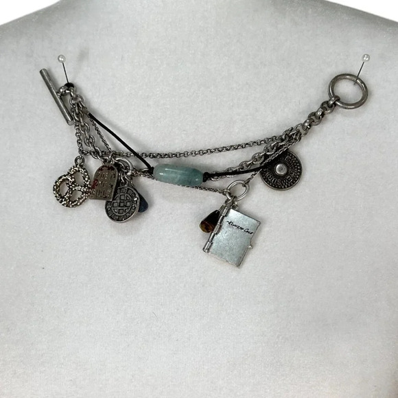 KENNETH COLE New York Silver Tone Toggle Charm Bracelet - Picture 1 of 11